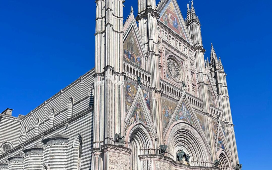 COSA VEDERE IN UN GIORNO AD ORVIETO: ITINERARIO A PIEDI