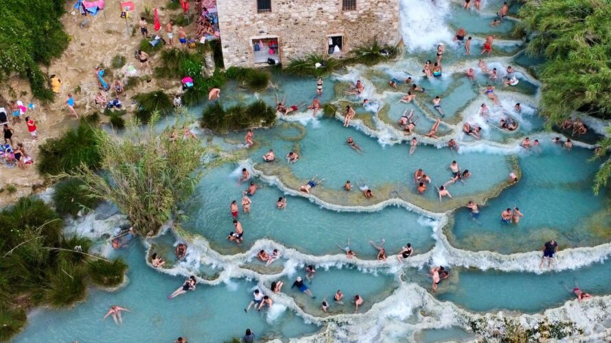 CINQUE TERME LIBERE E GRATUITE IN TOSCANA DA NON PERDERE